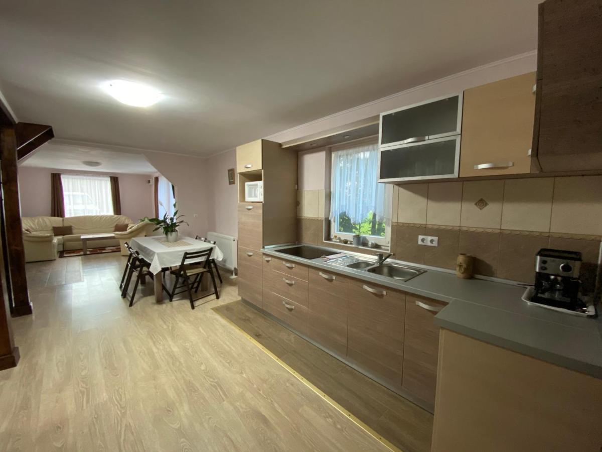 Hotel Matyas Vendeghaz Sovata Esterno foto