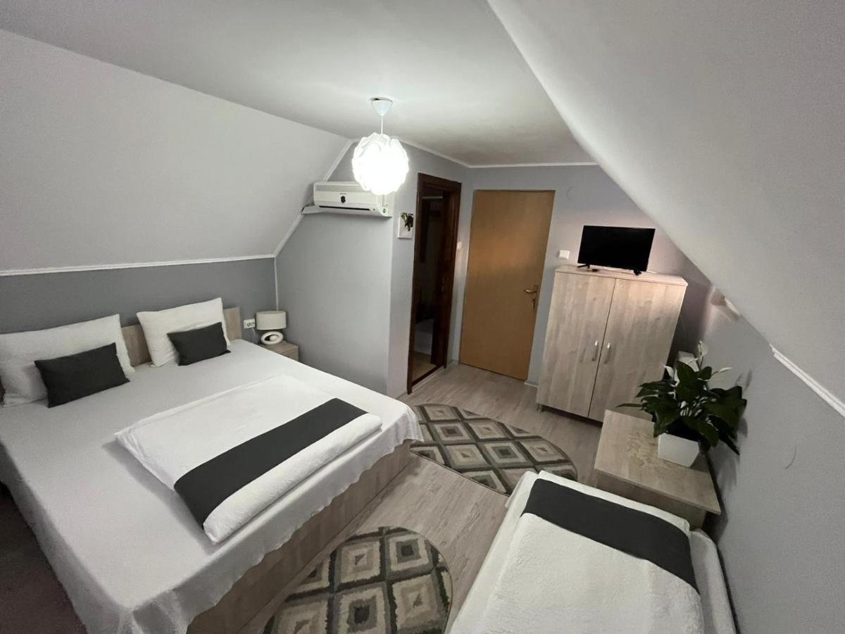 Hotel Matyas Vendeghaz Sovata Esterno foto